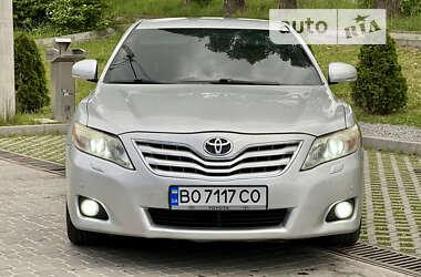 Седан Toyota Camry 2009 в Тернополі