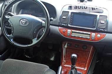 Седан Toyota Camry 2005 в Дубно