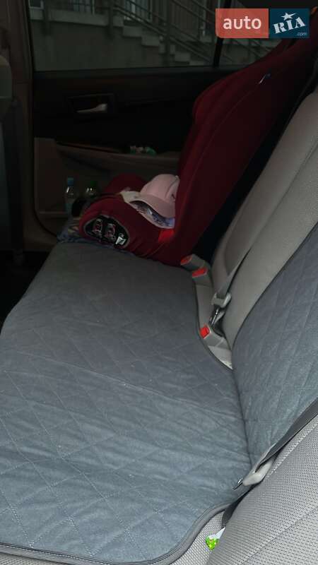 Седан Toyota Camry 2014 в Броварах