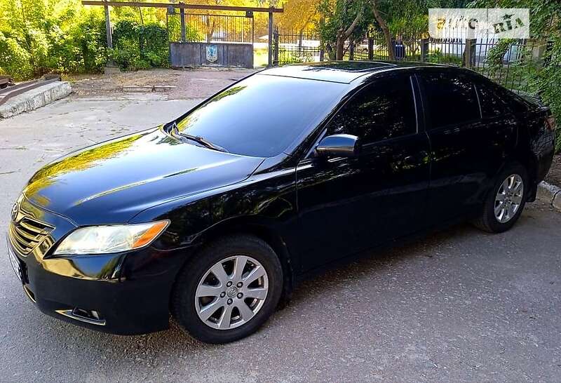 Седан Toyota Camry 2007 в Кропивницком