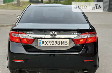 Седан Toyota Camry 2012 в Києві