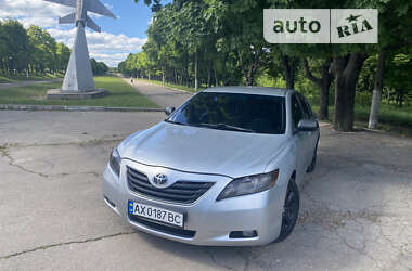 Седан Toyota Camry 2007 в Харькове