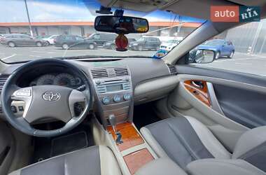 Седан Toyota Camry 2007 в Львове