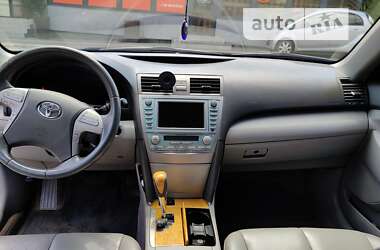 Седан Toyota Camry 2007 в Луцке