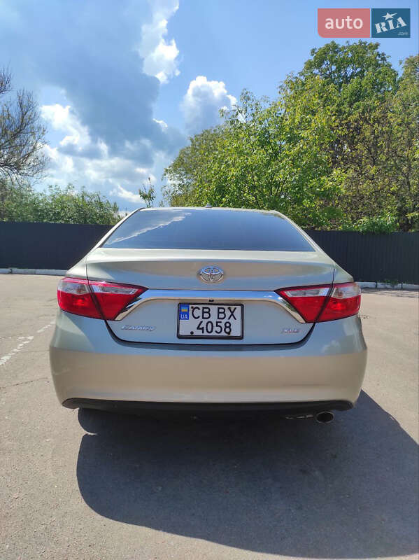 Седан Toyota Camry 2014 в Чернигове