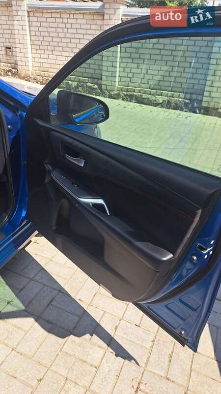 Седан Toyota Camry 2017 в Кропивницькому