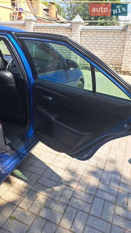 Седан Toyota Camry 2017 в Кропивницькому