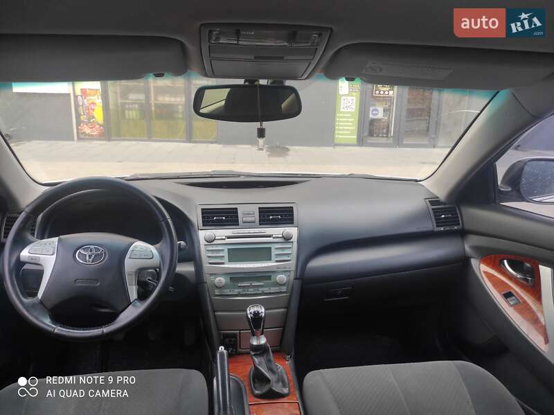 Седан Toyota Camry 2007 в Хмельницькому