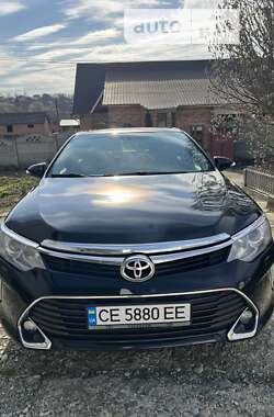 Седан Toyota Camry 2017 в Черновцах