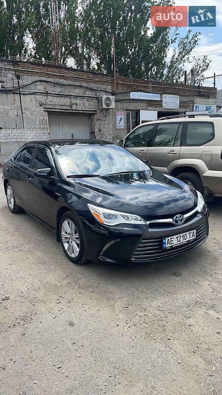 Toyota Camry 2015