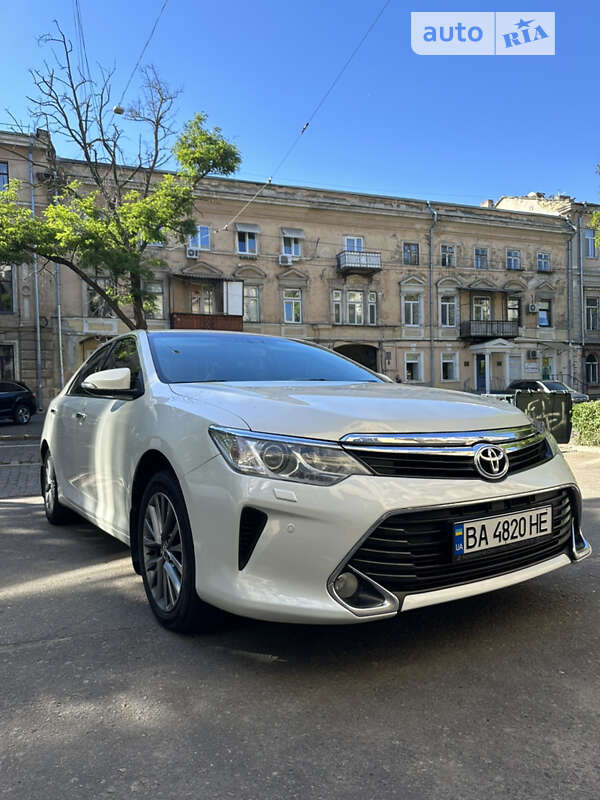 Седан Toyota Camry 2017 в Одесі