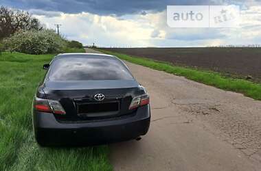 Седан Toyota Camry 2007 в Кривому Розі