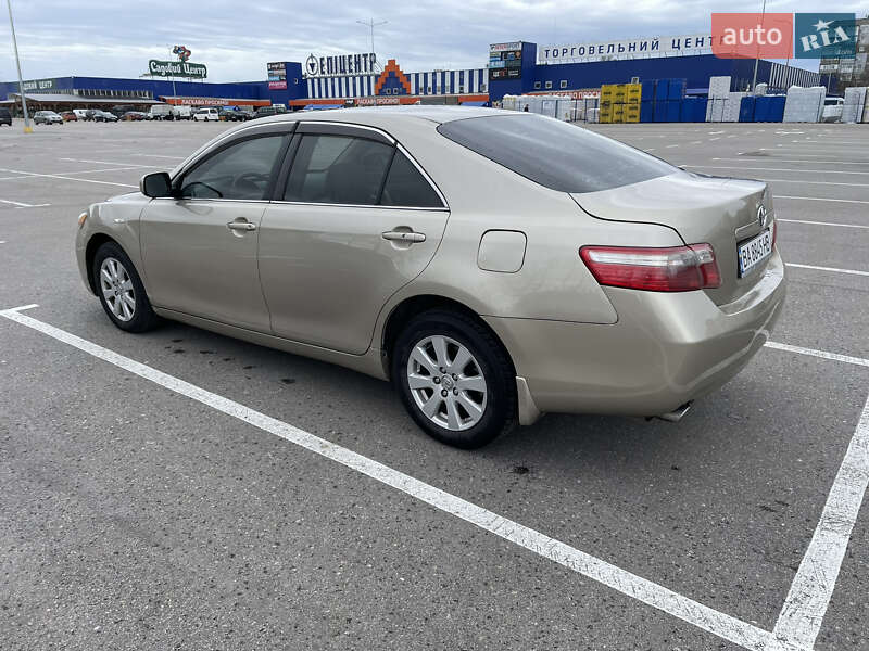 Седан Toyota Camry 2007 в Кропивницком