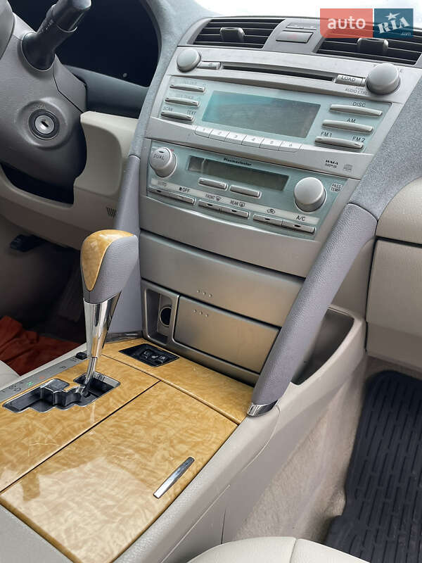 Седан Toyota Camry 2007 в Кропивницком