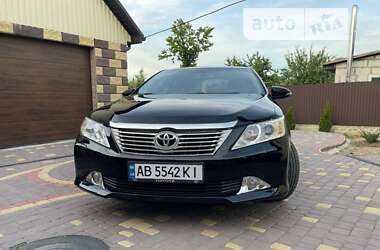 Седан Toyota Camry 2011 в Тульчині