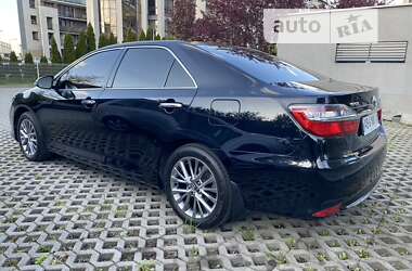 Седан Toyota Camry 2017 в Києві