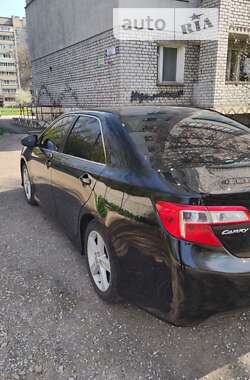 Седан Toyota Camry 2012 в Кам'янському