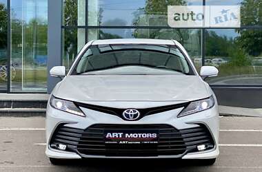 Седан Toyota Camry 2021 в Києві