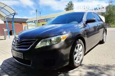 Седан Toyota Camry 2011 в Первомайске