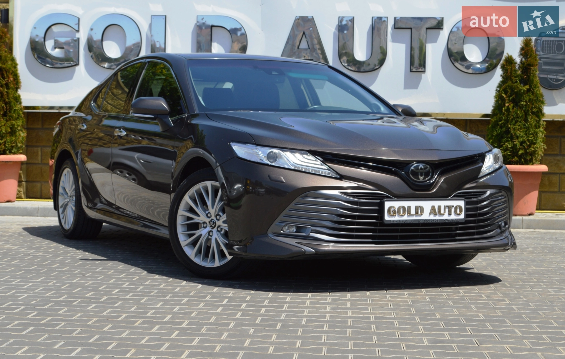 2018 Toyota Camry - мініатюра 2