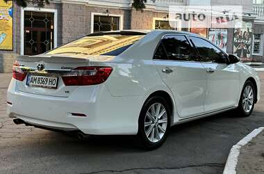 Седан Toyota Camry 2012 в Кам'янському