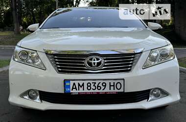 Седан Toyota Camry 2012 в Кам'янському