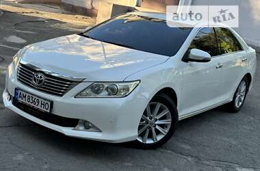 Седан Toyota Camry 2012 в Кам'янському