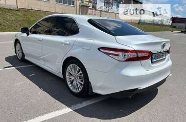 Седан Toyota Camry 2020 в Вінниці