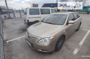 Седан Toyota Camry 2007 в Києві