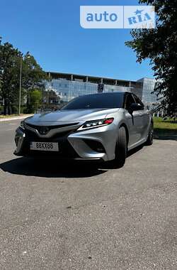 Седан Toyota Camry 2018 в Одессе