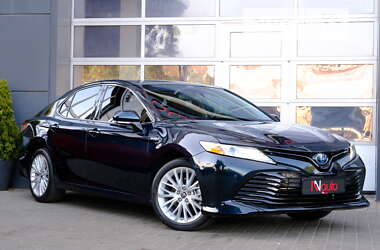 Седан Toyota Camry 2020 в Одессе