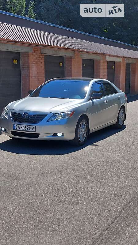 Седан Toyota Camry 2008 в Смілі