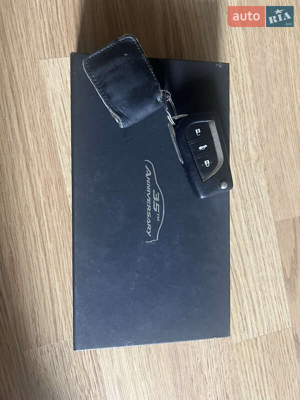 Седан Toyota Camry 2017 в Житомире