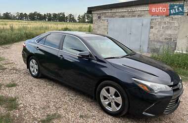 Седан Toyota Camry 2014 в Харькове