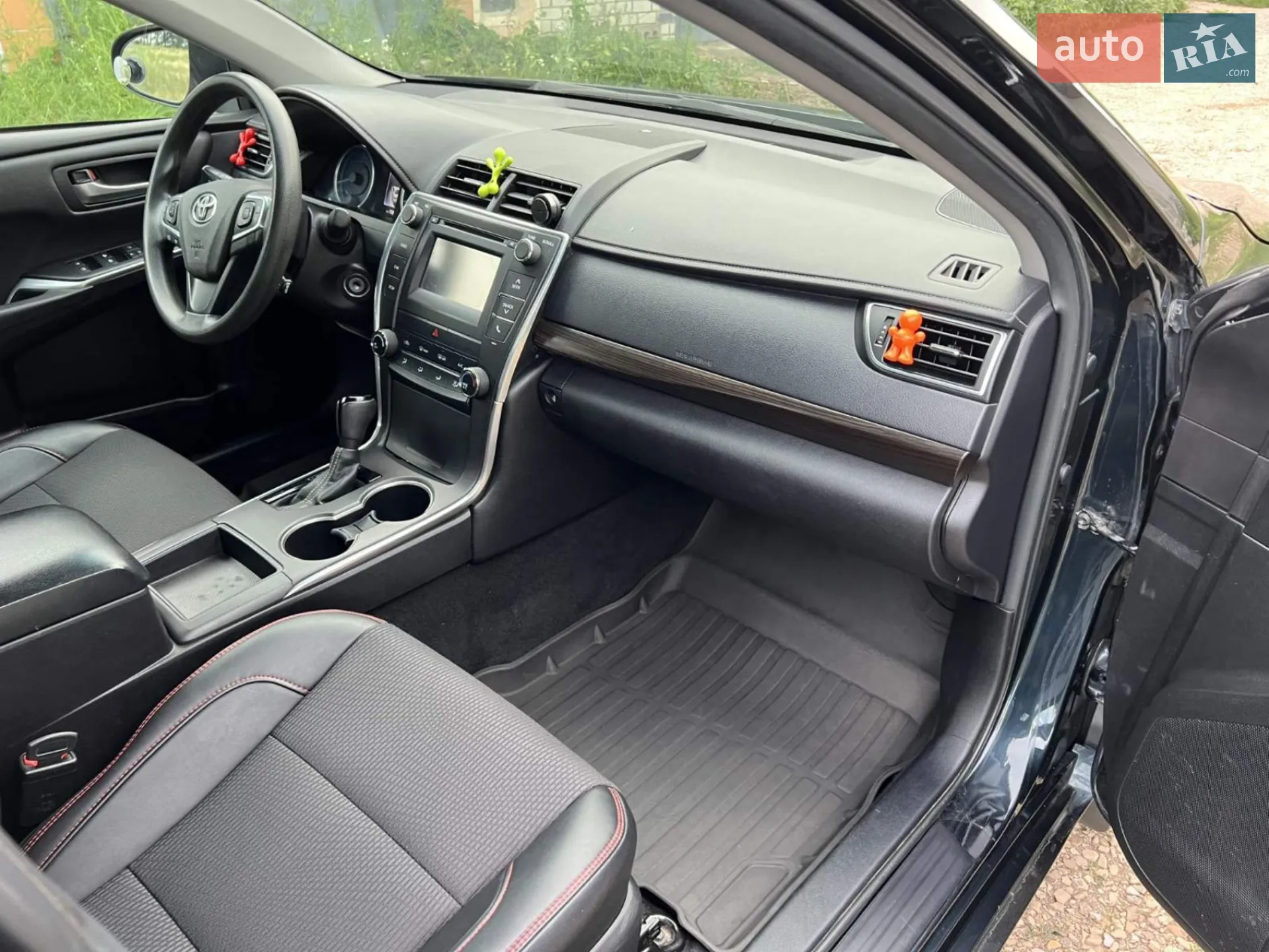 2014 Toyota Camry - мініатюра 22
