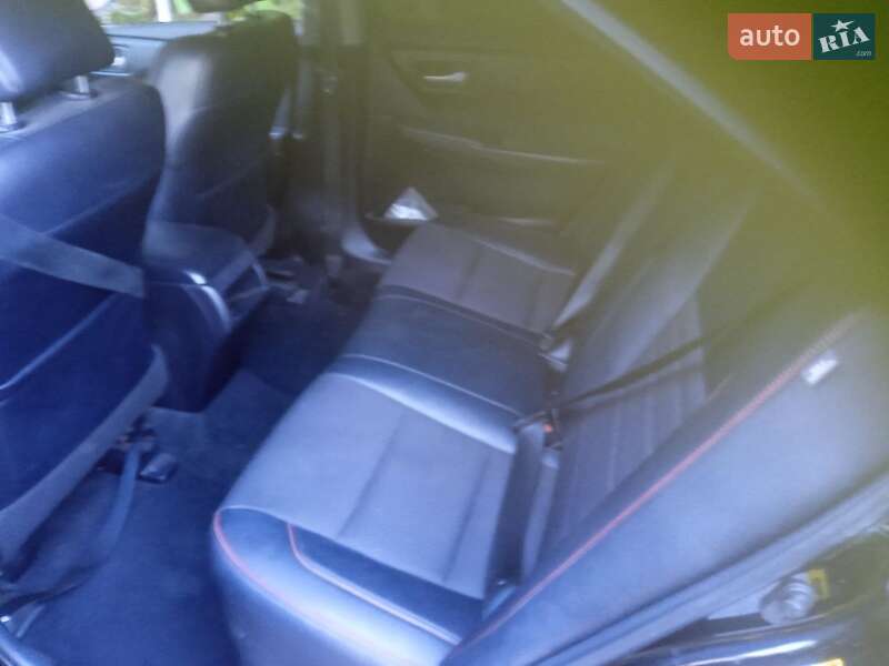 Седан Toyota Camry 2015 в Хмільнику