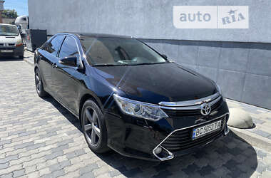 Седан Toyota Camry 2016 в Стрию