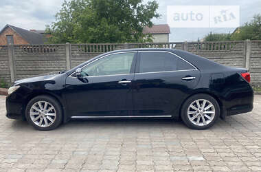 Седан Toyota Camry 2012 в Шептицькому