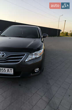 Седан Toyota Camry 2011 в Козове