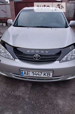 Седан Toyota Camry 2003 в Днепре