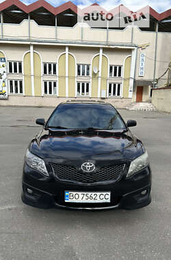 Седан Toyota Camry 2011 в Тернополі