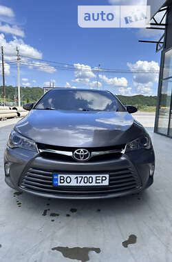 Седан Toyota Camry 2015 в Тернополе