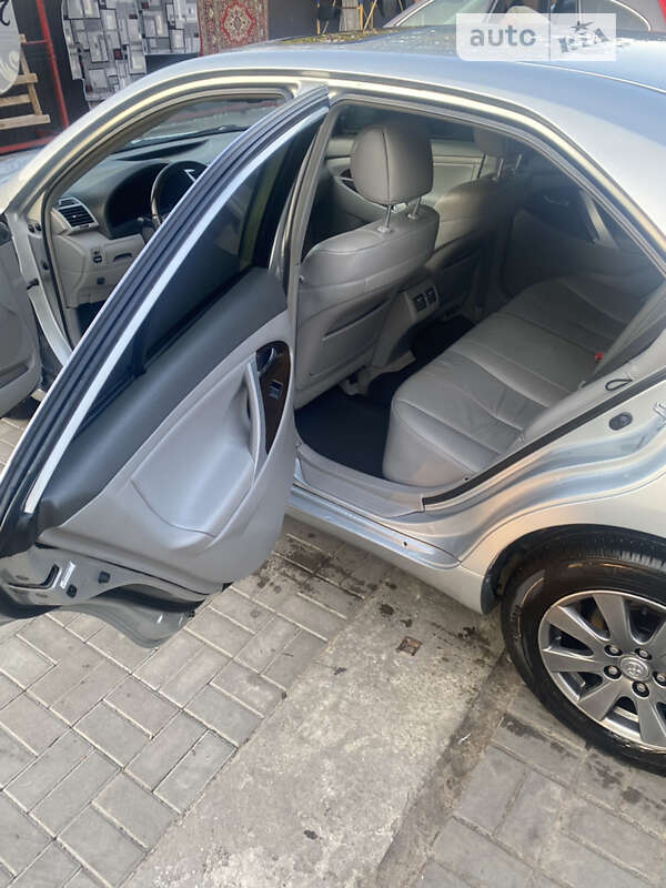 Седан Toyota Camry 2006 в Прилуках