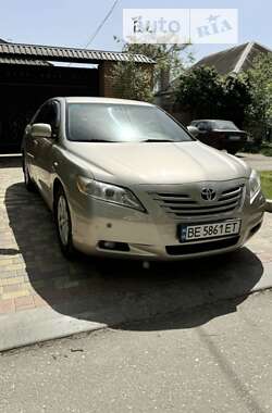 Седан Toyota Camry 2008 в Николаеве