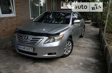 Седан Toyota Camry 2006 в Кропивницком