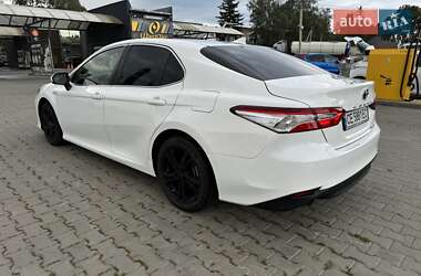 Седан Toyota Camry 2019 в Черновцах