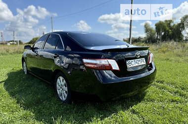 Седан Toyota Camry 2007 в Львове