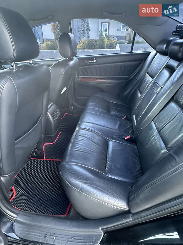 Седан Toyota Camry 2003 в Кельменцях