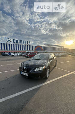 Седан Toyota Camry 2008 в Виннице