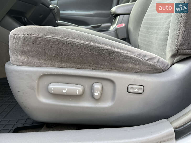 Седан Toyota Camry 2001 в Одесі